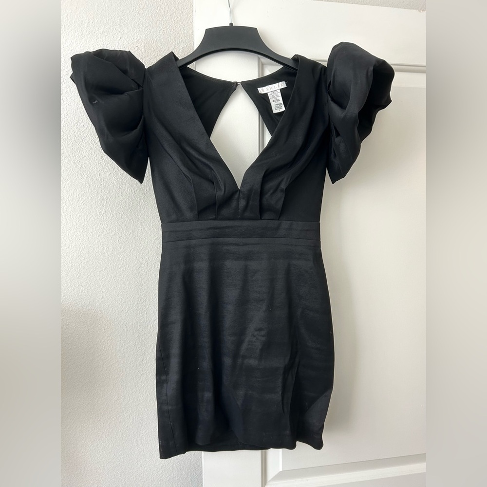 Karlie Black Backless Dress with Puff Sleeves